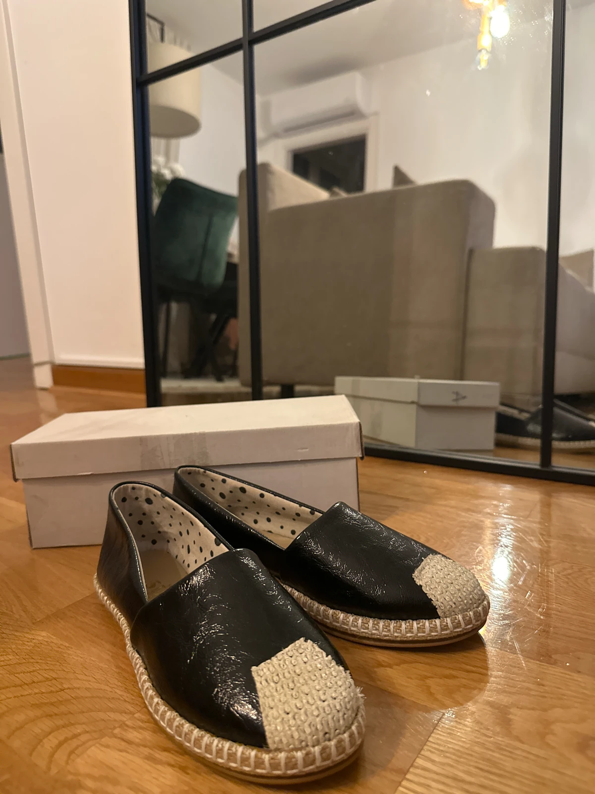 Crne espadrile