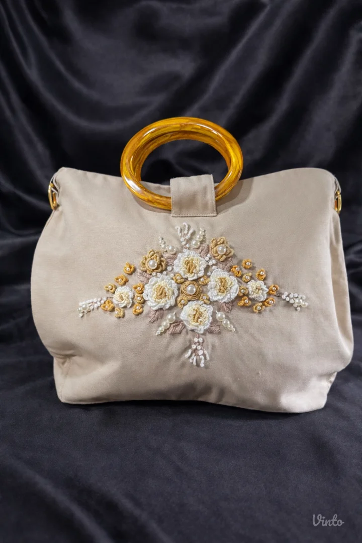 Ekskluzivne ručno rađene vezene torbe