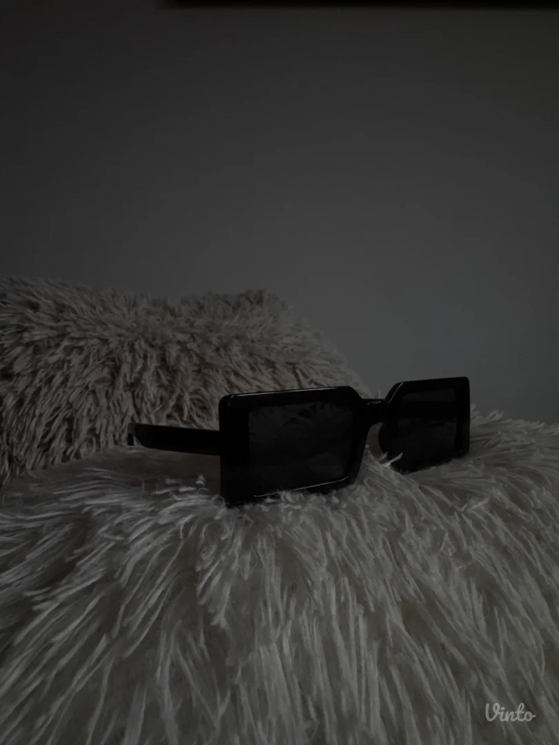 Paket 3u1- Košulja, torbica i naočare za sunce