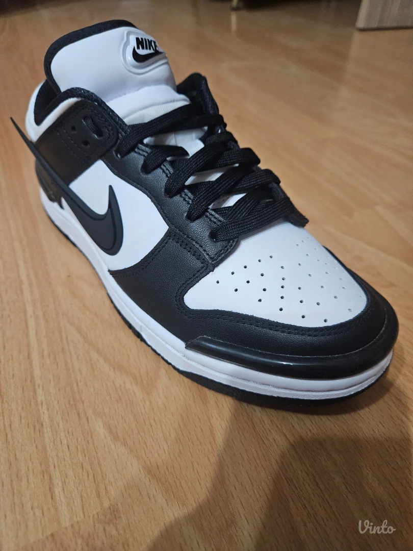 *Nike Dunk Low Twist*