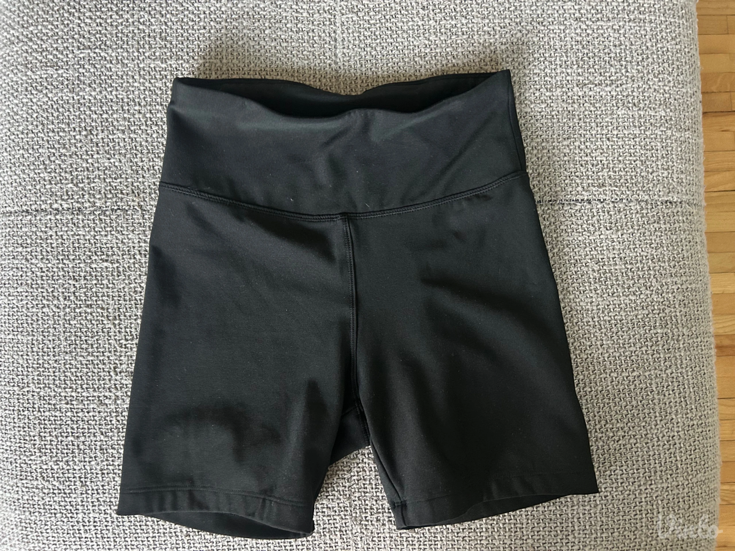 Decathlon crni sorts S