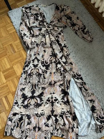 NOVO Duga haljina M