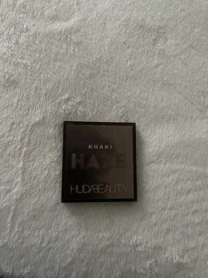 Huda beauty kaki haza paleta
