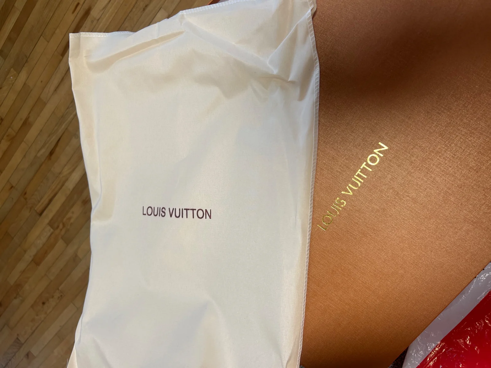 Louis vuitton torba