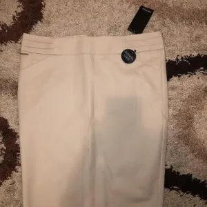 NOVO Orsay bež suknja 40