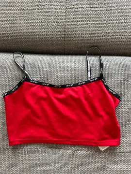 Levis crveni top S-M