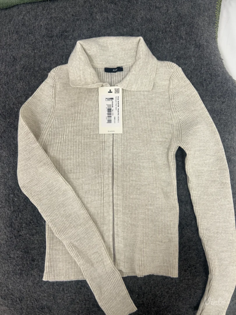 NOVO Bež komplet XS-S