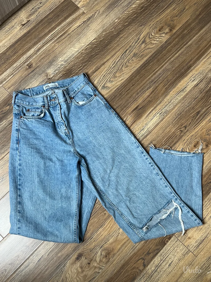 Zara Wide Leg jeans