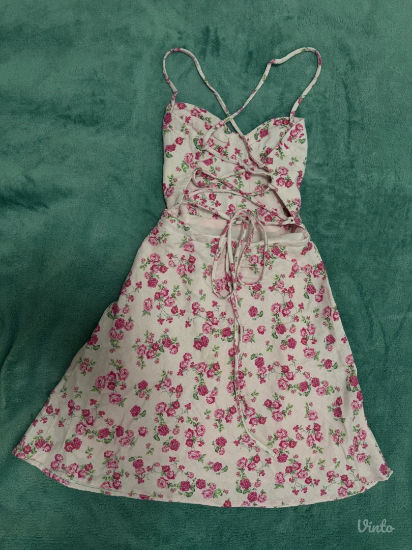 ZARA - haljina sa otvorenim leđima🌸