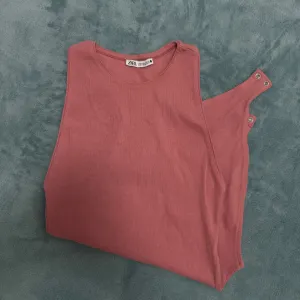 ZARA - bodi, boja kajsije🍑