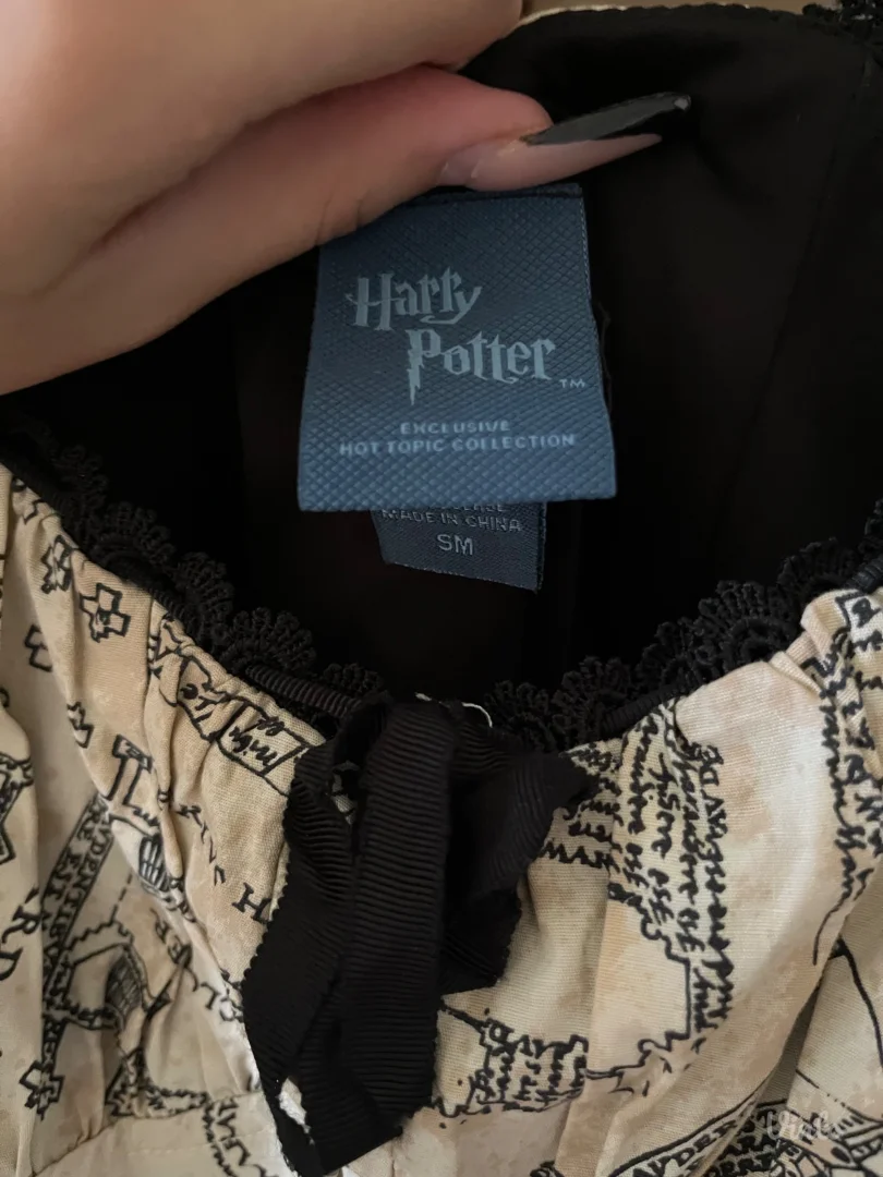 nova unikatna haljina