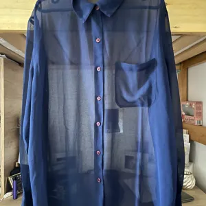 providna-plava kosulja