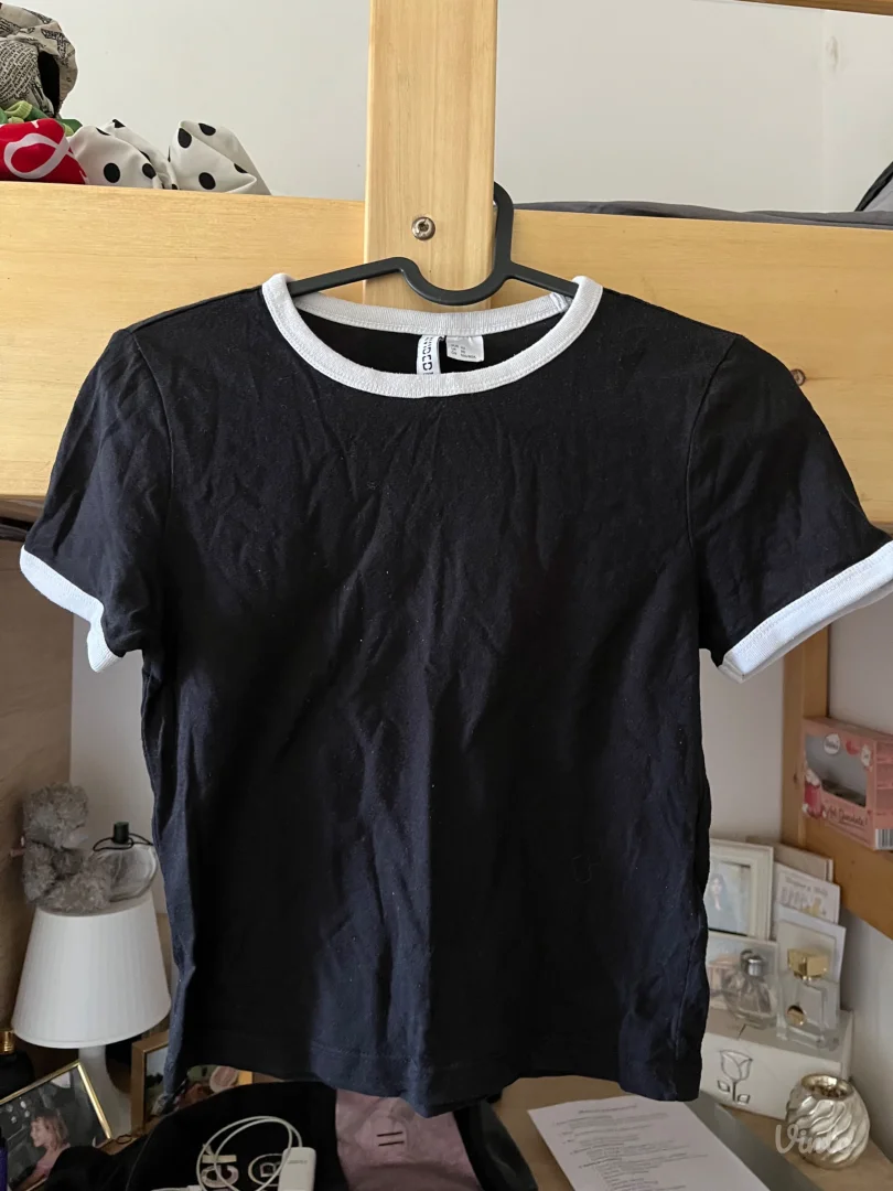 obicna krop top majca