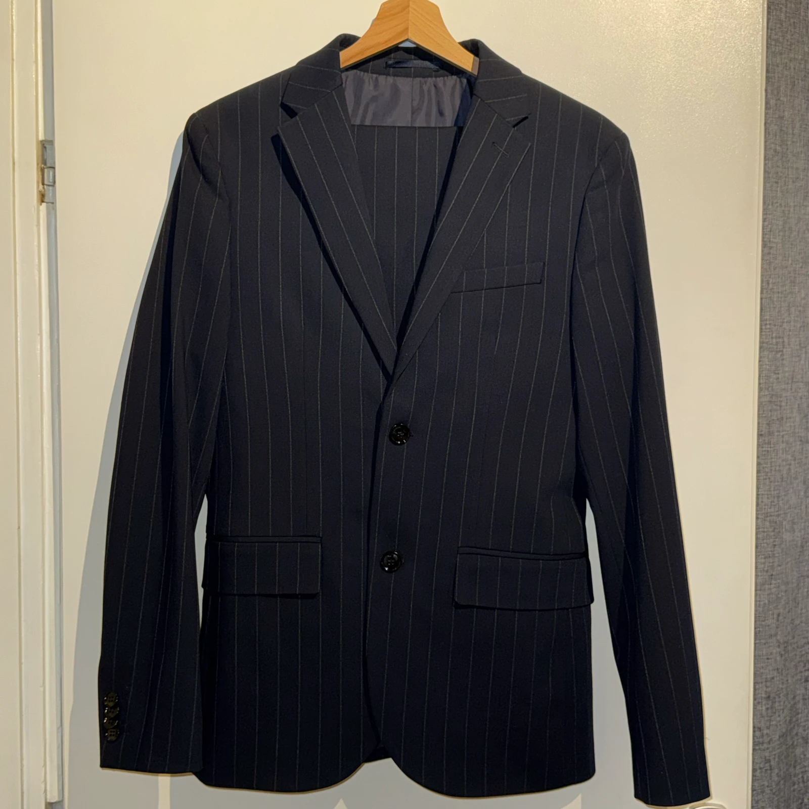 H&M - Komplet Musko Odelo
