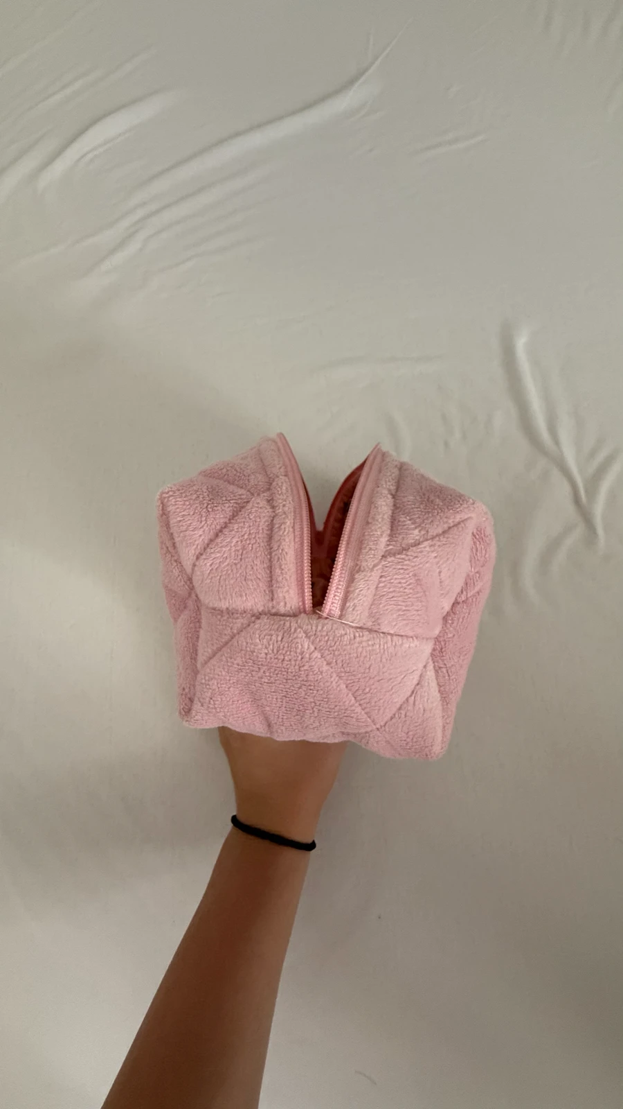 Pouch neseser