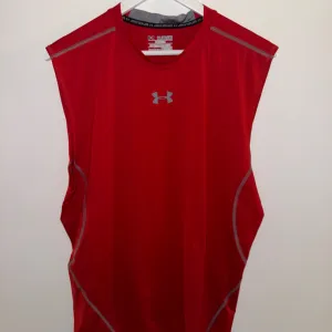 Under armour majica za trening