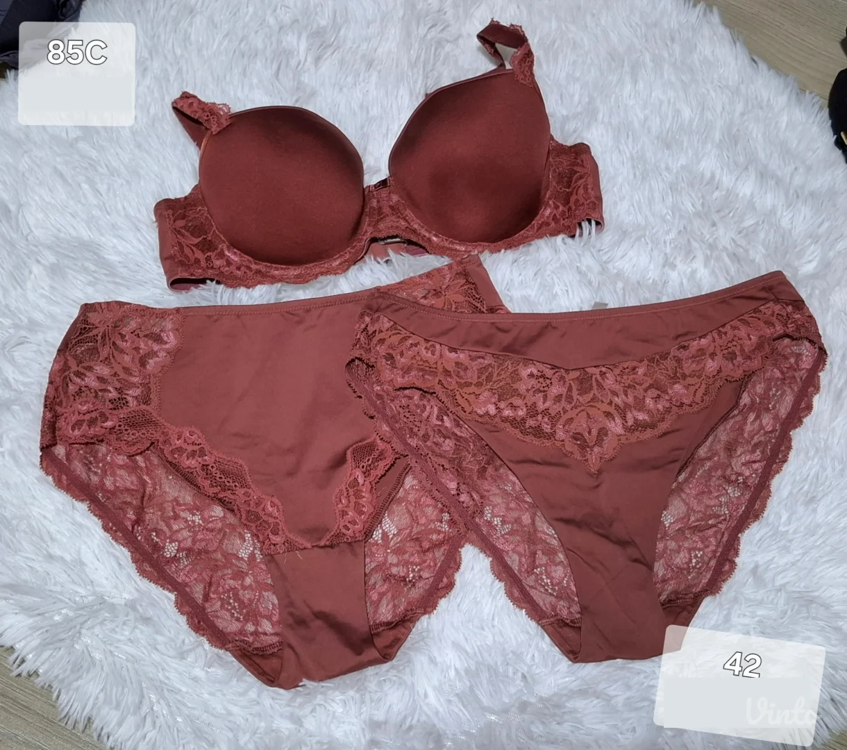 Komplet grudnjak i gaće