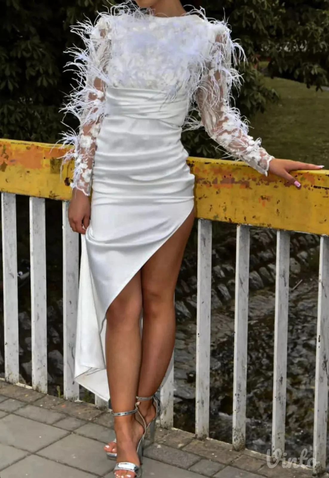 Bela duga haljina S