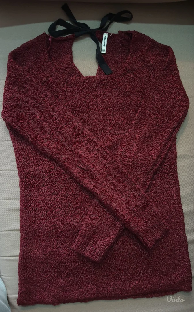 Stradivarius džemper