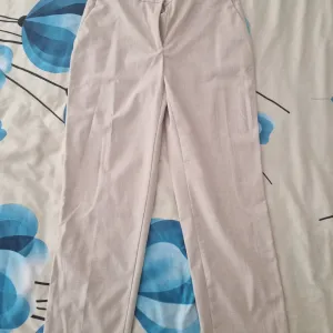Zara pantalone