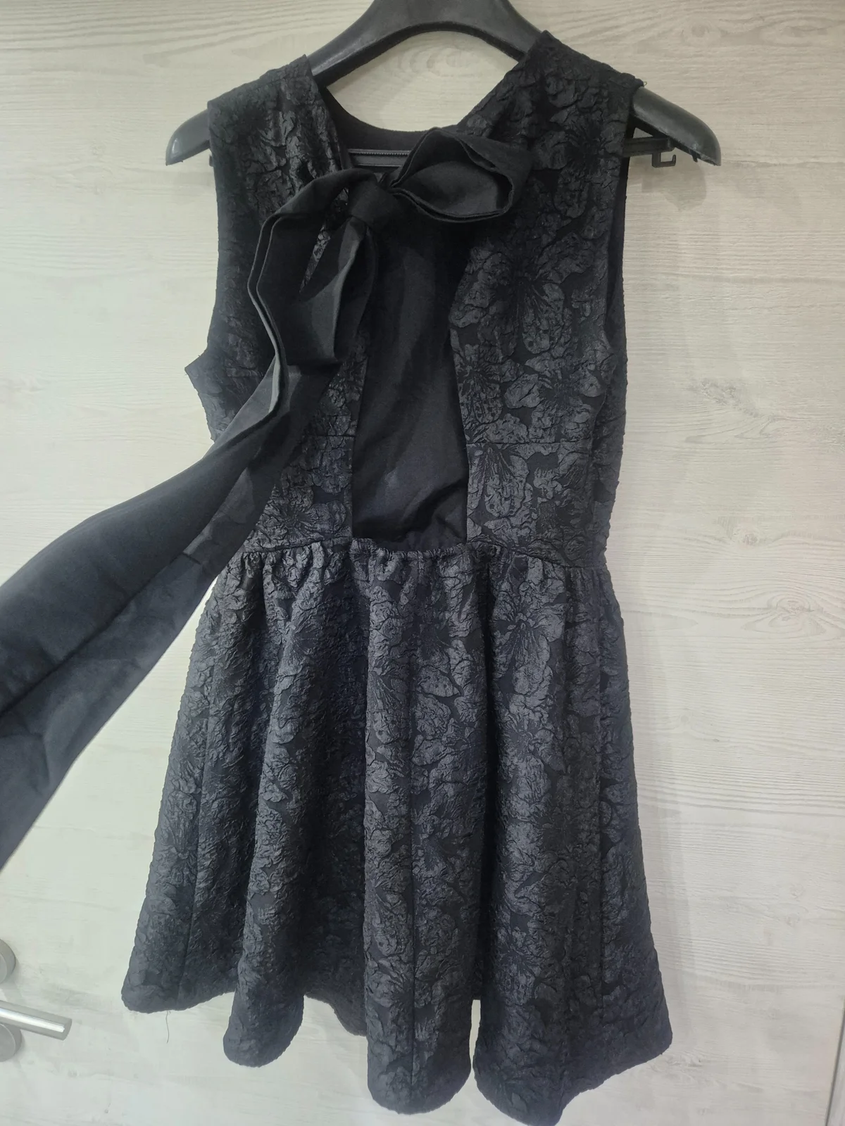 H&M haljina