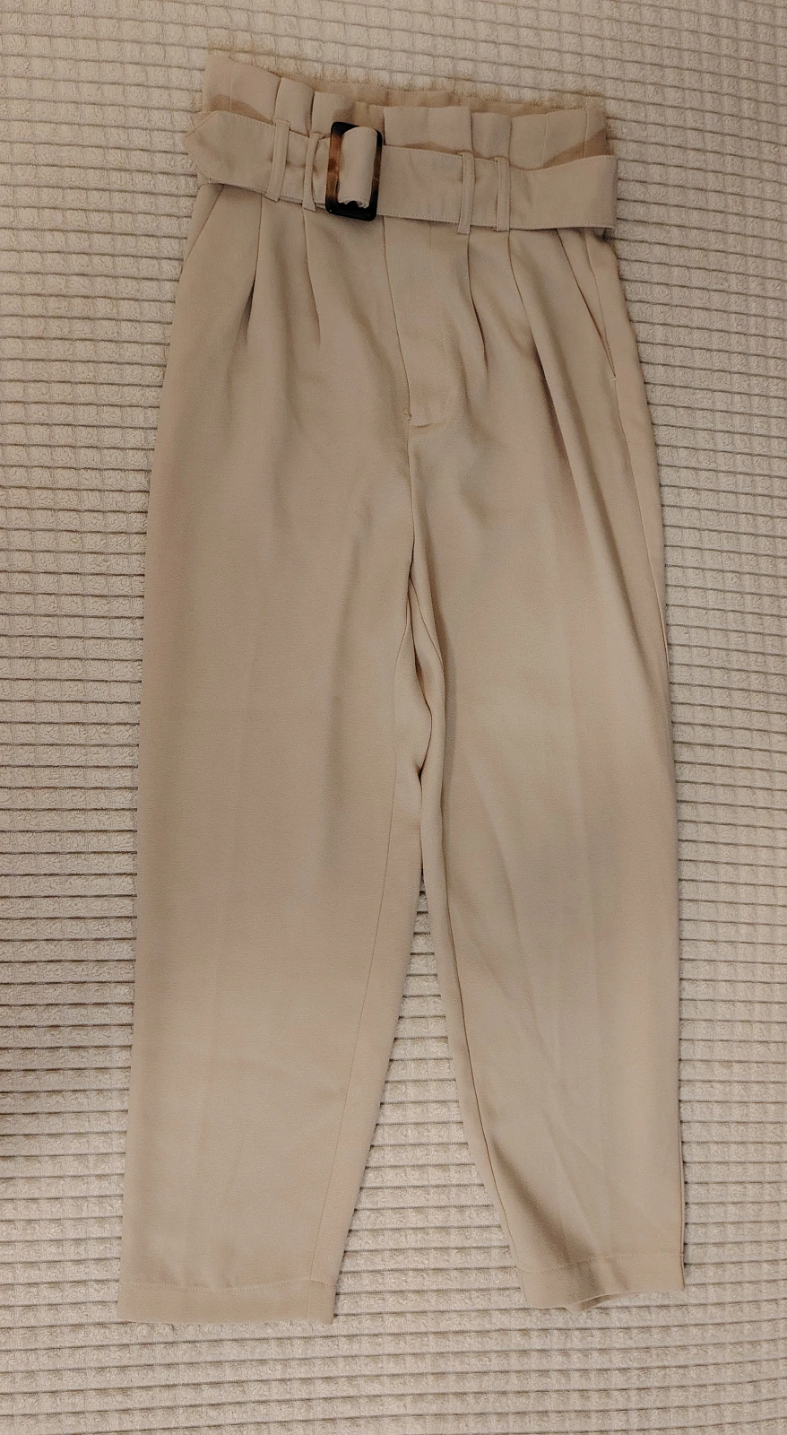 Stradivarius pantalone - vel. 34 - bež
