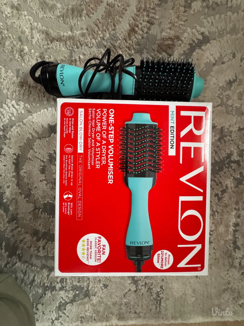 Revlon četka za feniranje