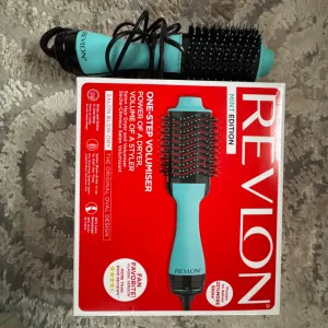 Revlon četka za feniranje