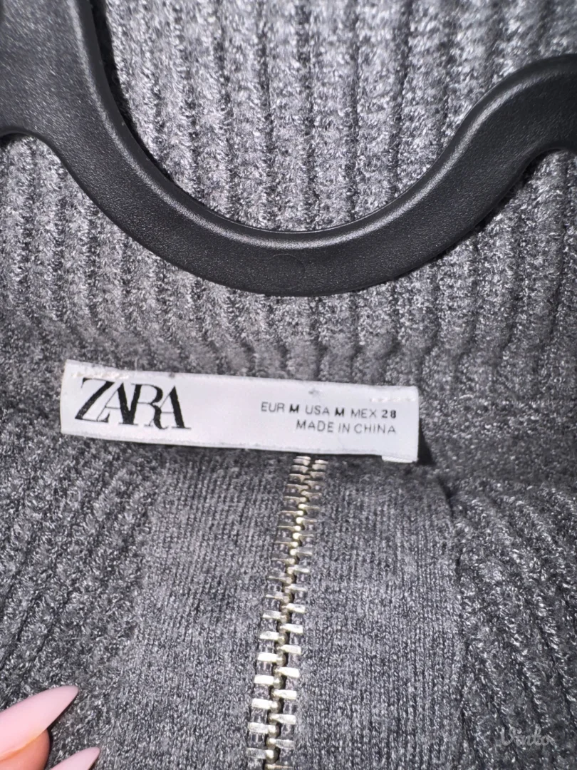 Zara sivi zip dzemper