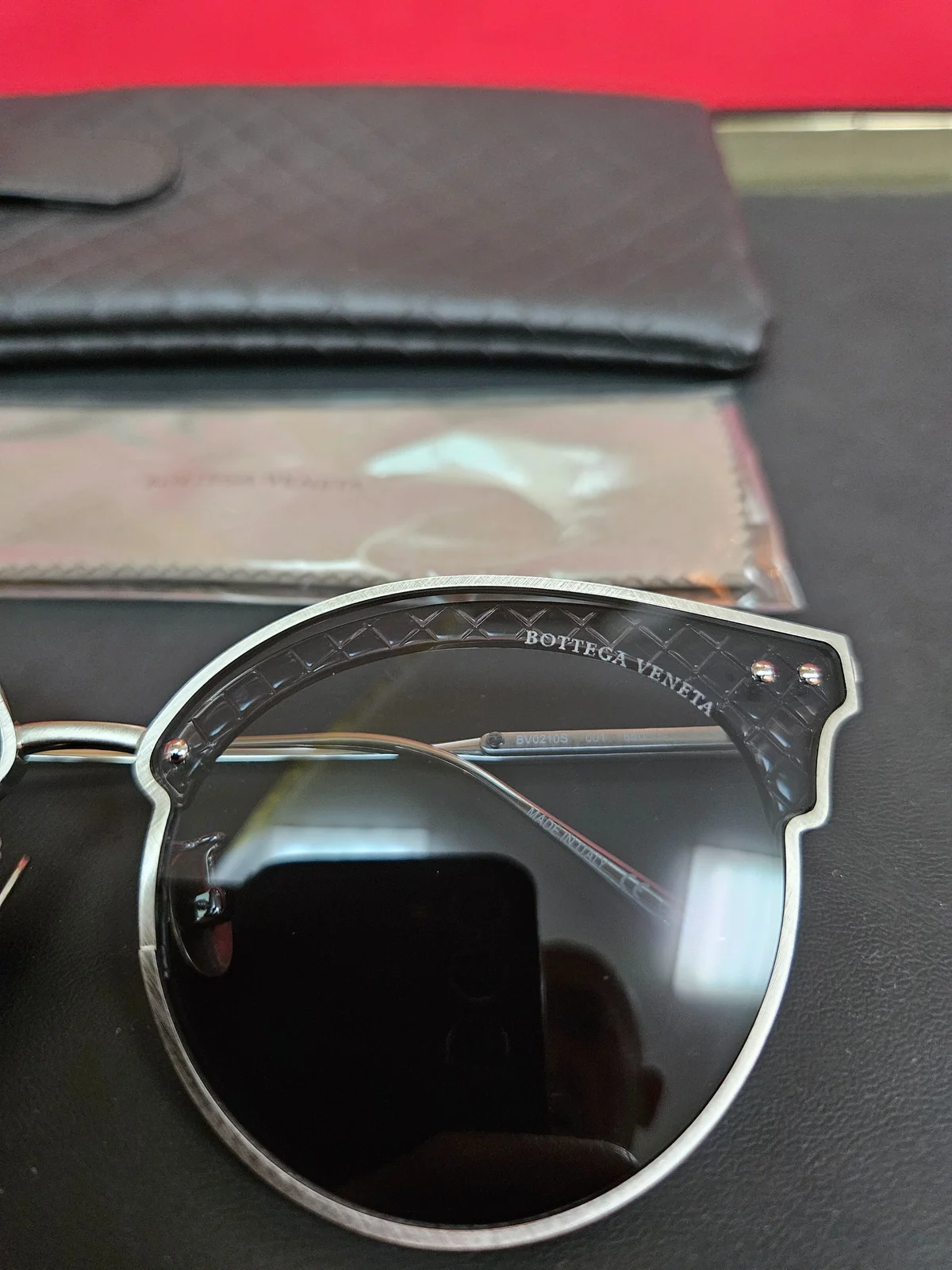 Bottega Veneta naocare za sunce NOVE(100%Original)