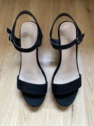 Crne plišane sandale 36