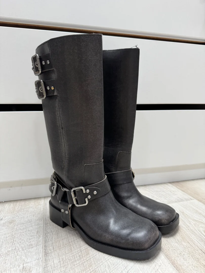 Stradivarius cizme br. 36