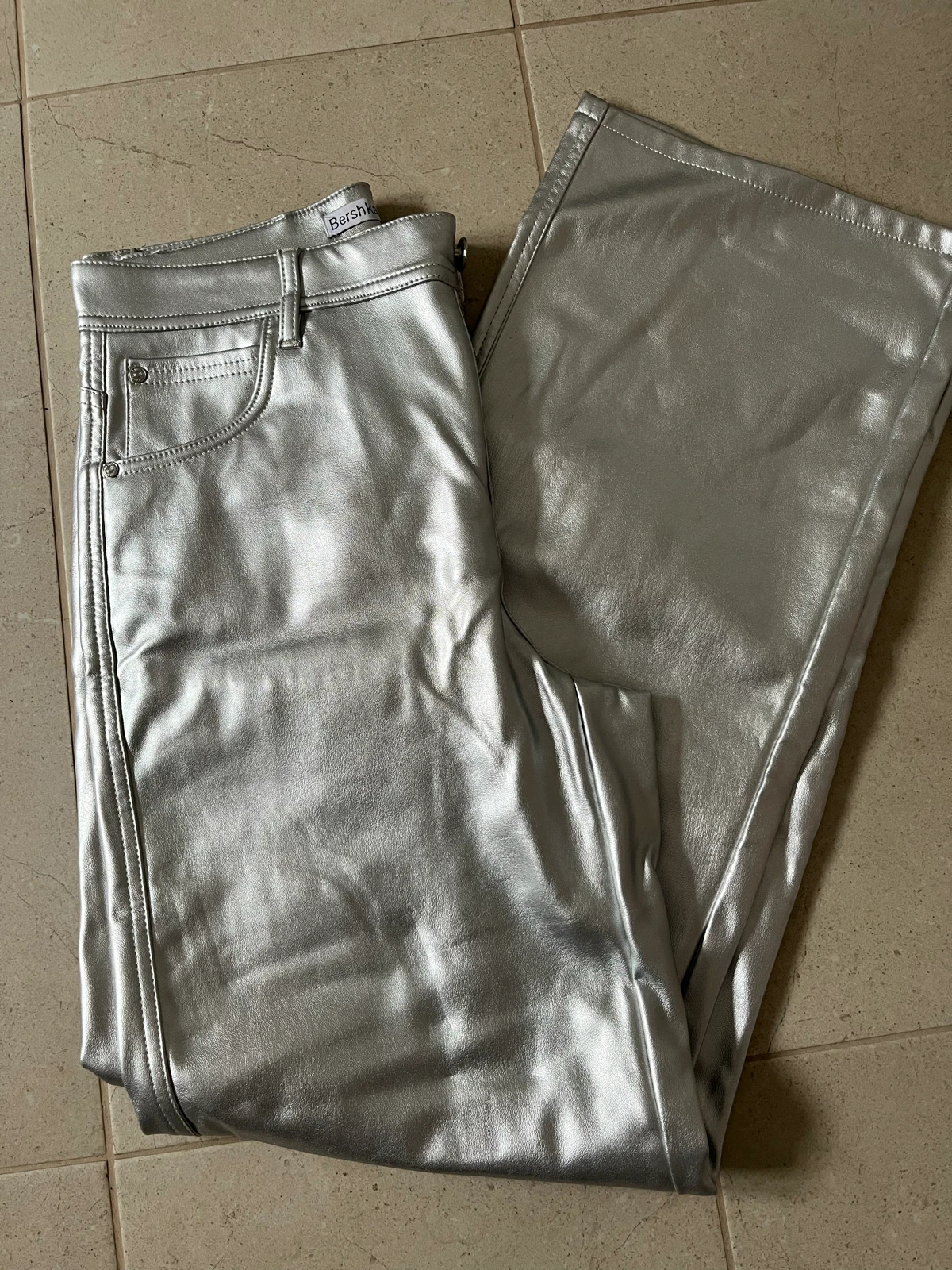 bershka pantalone
