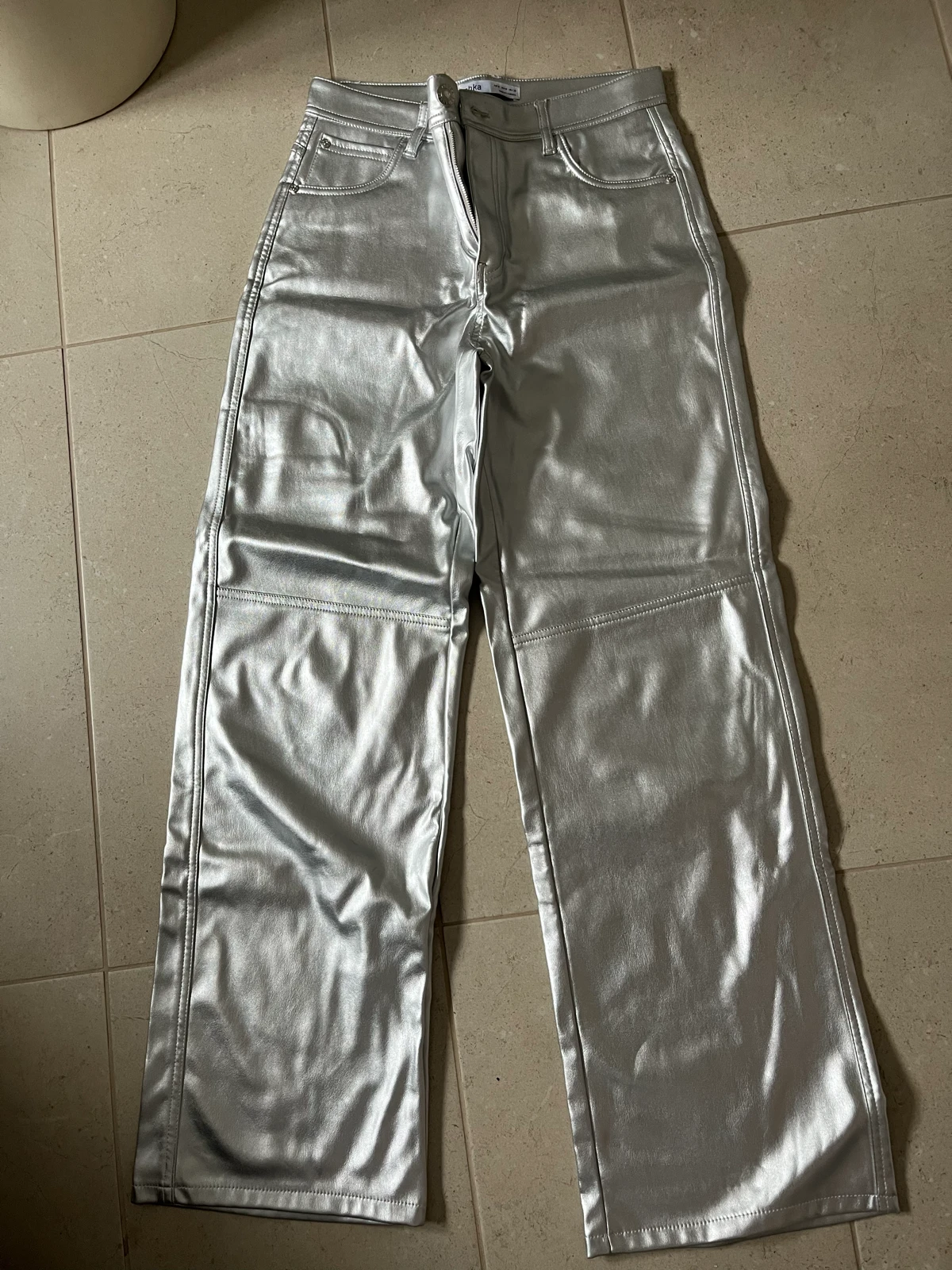bershka pantalone