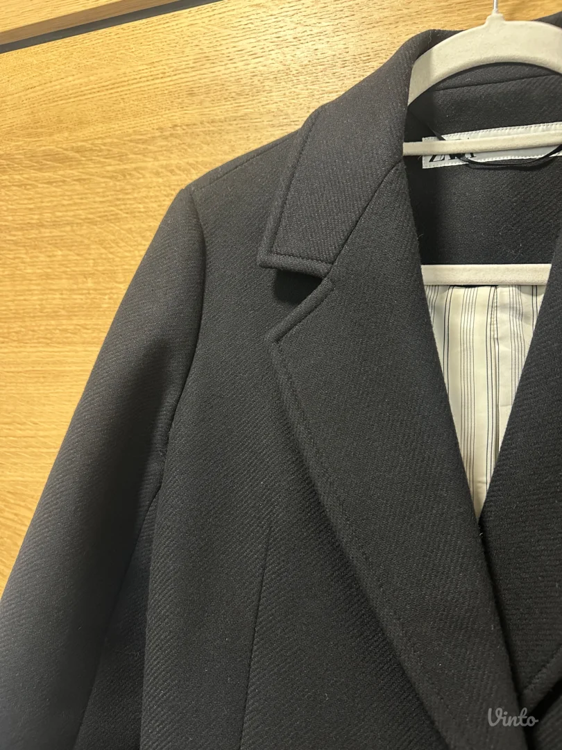 Zara Manteco kaput 75%vuna - kao nov