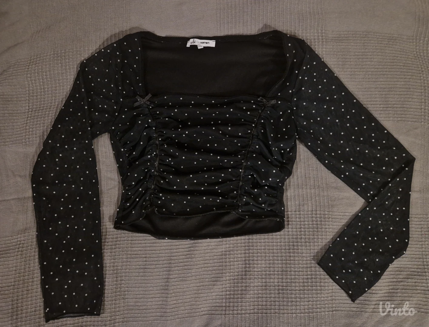 Tufnasta kropovana bluza 🤍