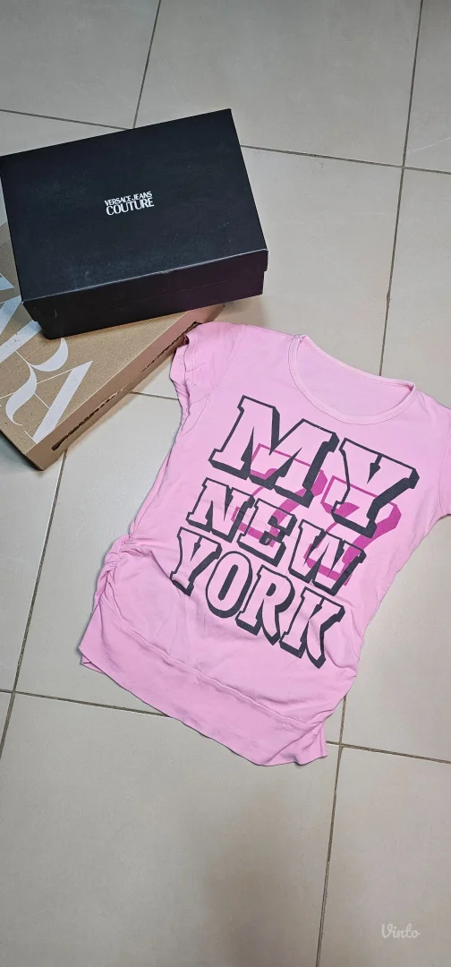 Sve majice po 150 dinara