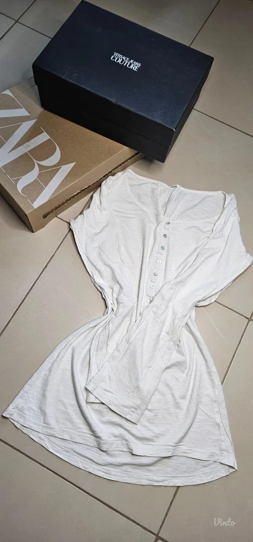 Sve majice po 150 dinara