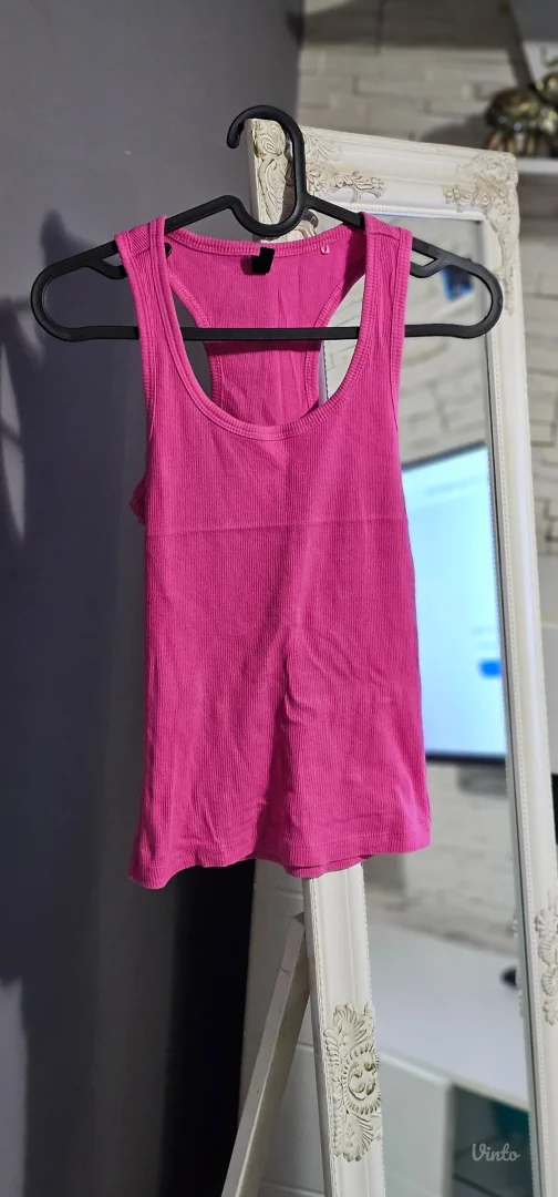 Sve majice po 150 dinara