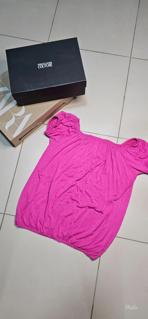 Sve majice po 150 dinara