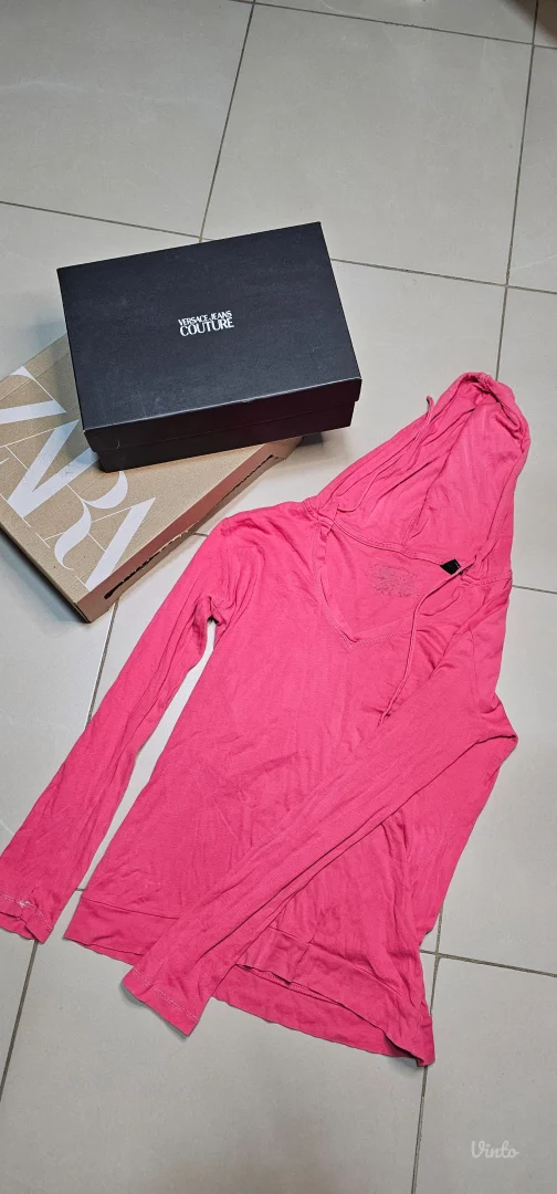 Sve majice po 150 dinara