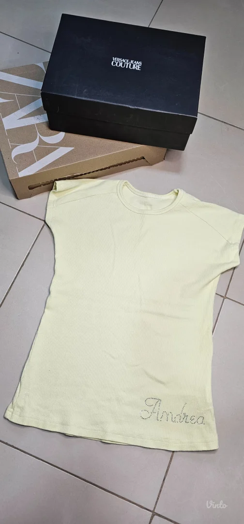 Sve majice po 150 dinara