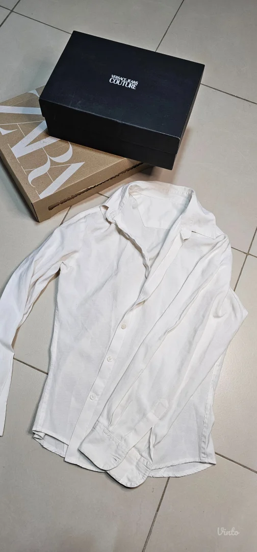 Sve majice po 150 dinara