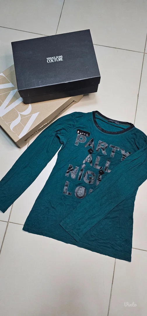 Sve majice po 150 dinara