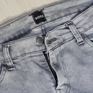 Boss, Icon2 nove muške farmerice ✌🏼