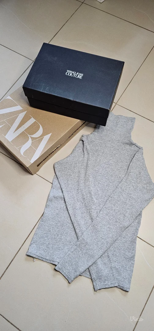 Sve majice po 150 dinara