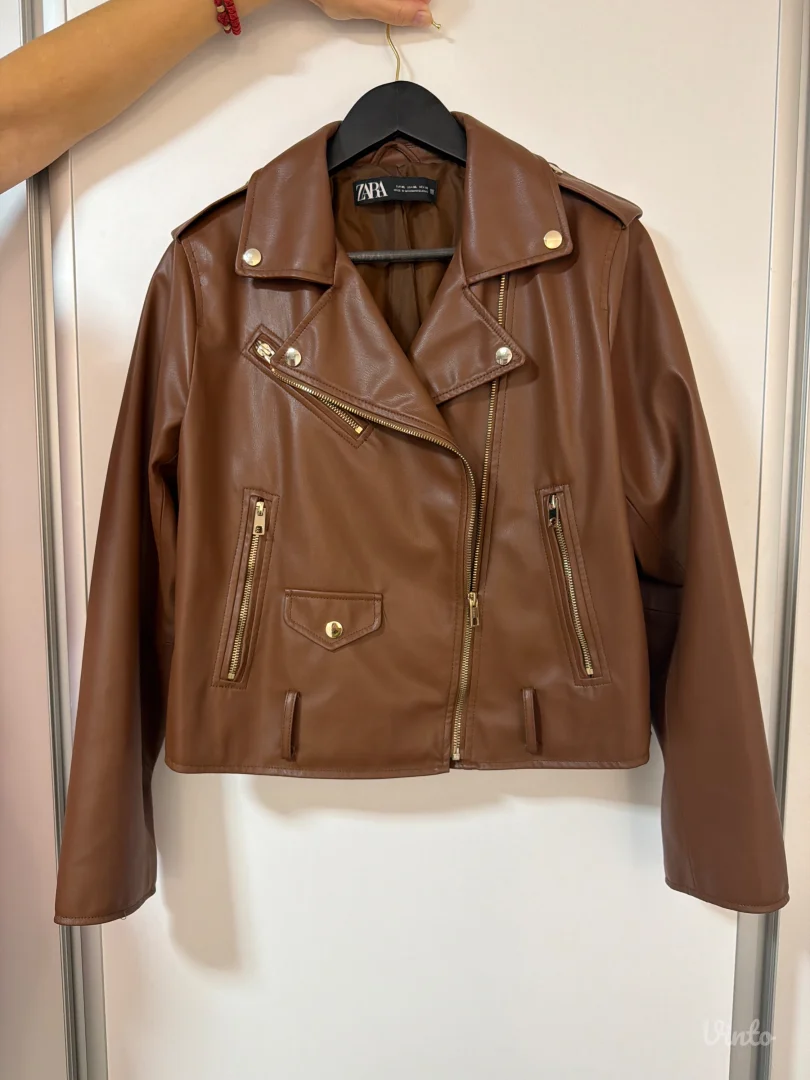 Zara kozna jakna