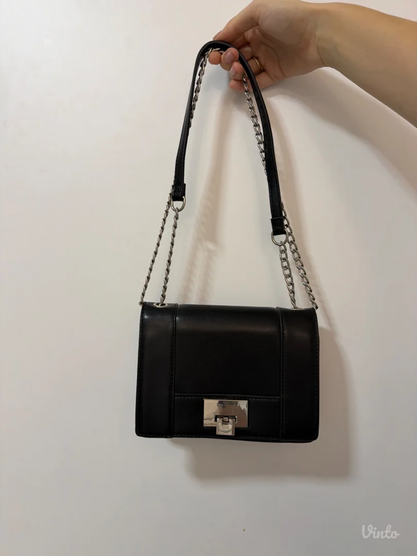 Stradivarius torbica