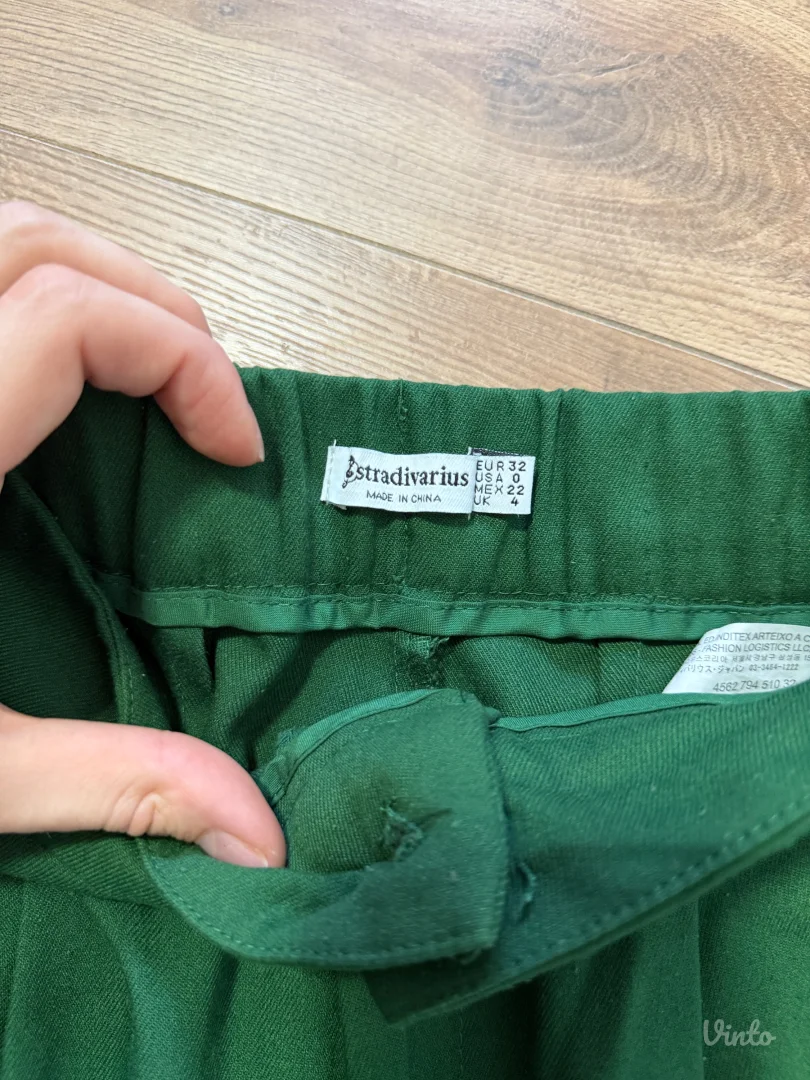 Stradivarius pantalone visokog struka