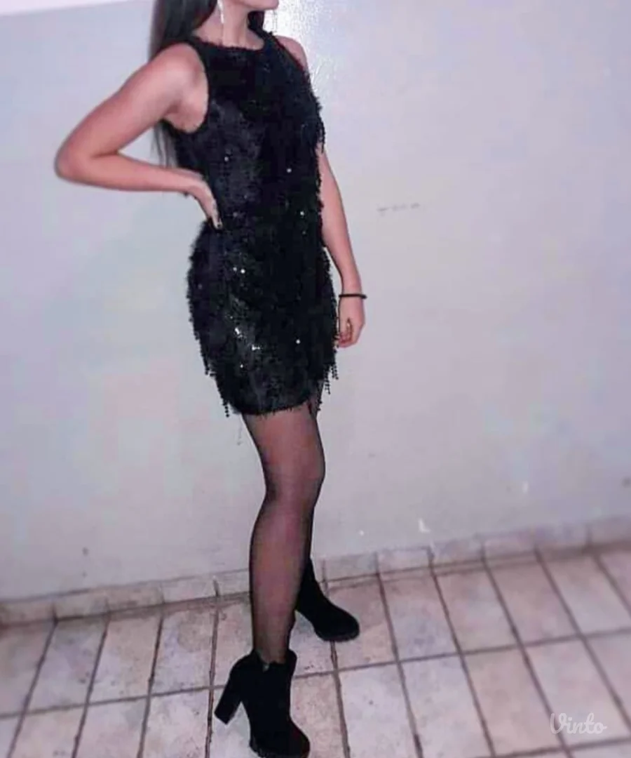 Crna haljina/haljinica